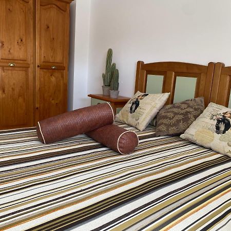 Isla, Apartamento Con Piscina Luaran gambar