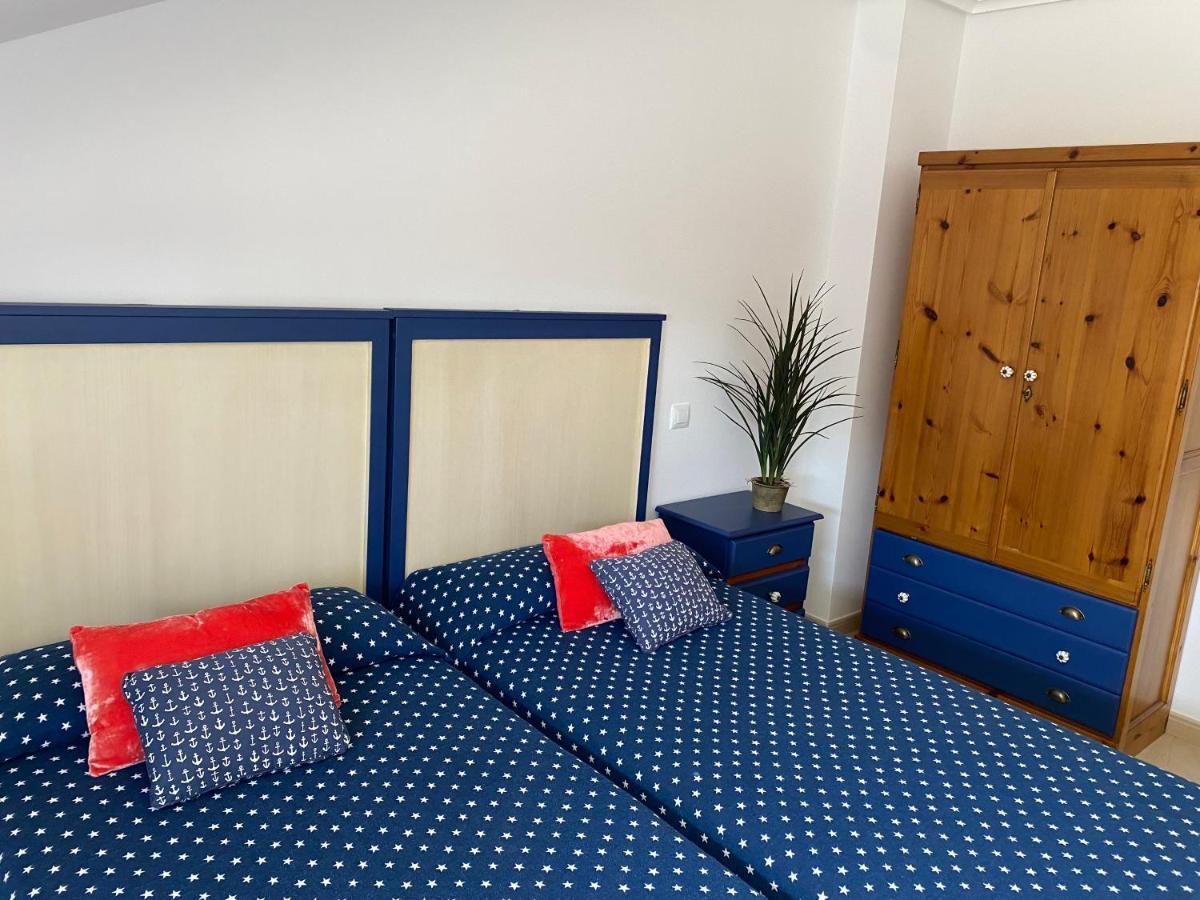 Isla, Apartamento Con Piscina Luaran gambar